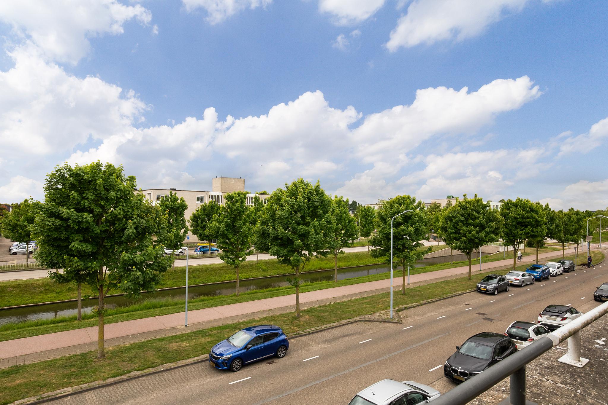 Reina Prinsen Geerligsdreef 87 , 2135 HS Hoofddorp 31